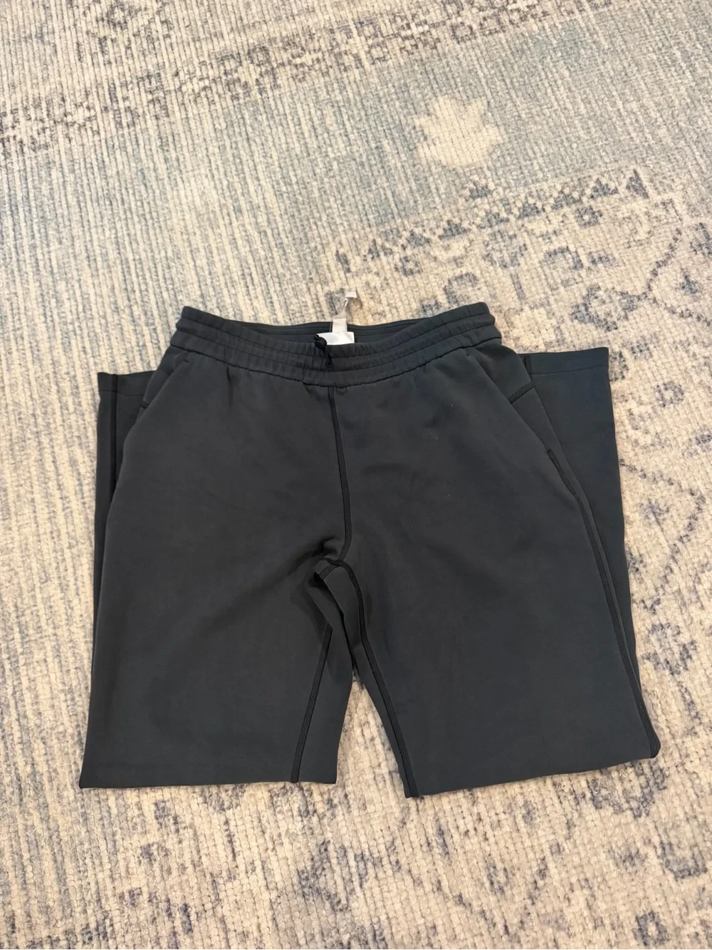 Lululemon Black/ Grey Sweatpants size 10
